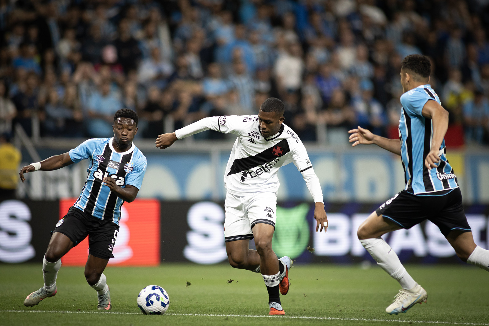 Entenda o motivo da queda de rendimento do Vasco