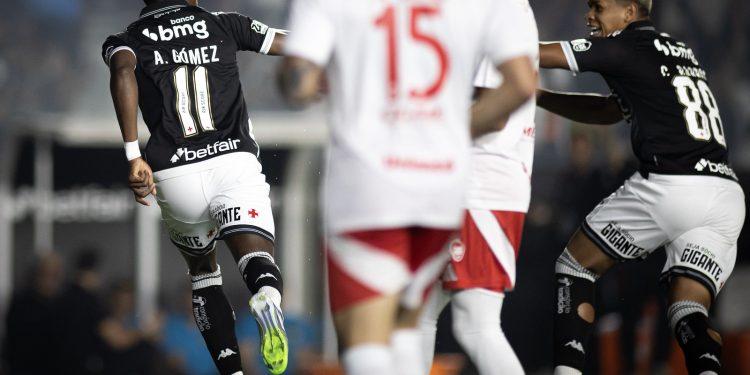 MAIS UM! Vasco derruba mais um técnico no Brasileirão, veja lista