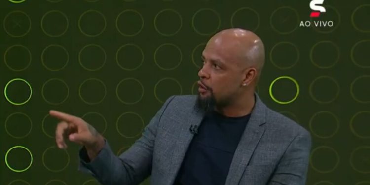 "Estão de sacanagem" Felipe Melo esculacha elenco do Vasco