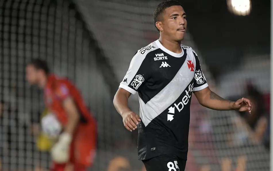 “A GRANDE FAXINA”: A lista da “barca” do Vasco tem mais de 10 nomes