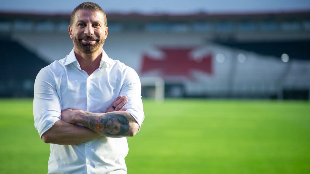 Vasco dá passo gigante nos bastidores e recruta nome forte do governo federal