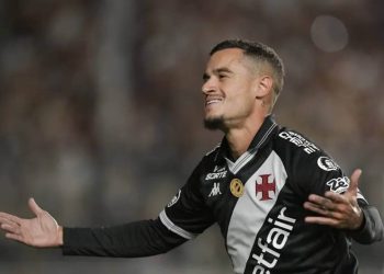 Diniz revela que Coutinho pensou em parar de jogar: “O que persigo é mudar a vida de quem precisa de ajuda”