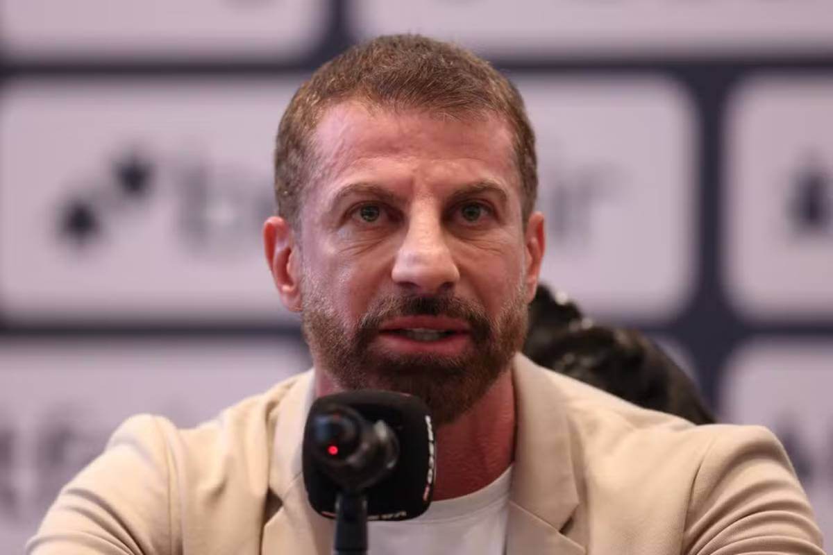 Vasco demonstra interesse em centroavante de Clube argentino