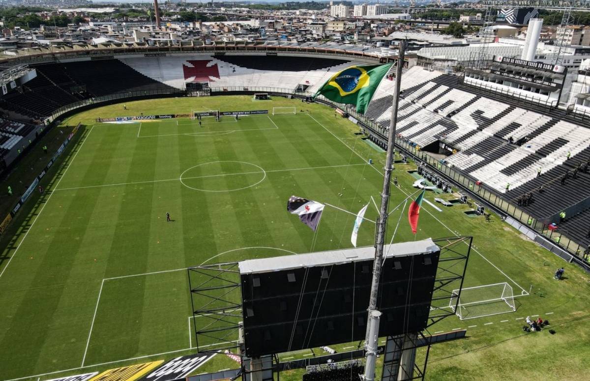 Ex-Vasco está sendo quase demitido no Internacional