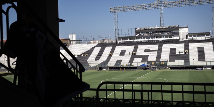 Vasco recusa mais uma proposta por joia