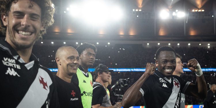 Contratado no meio da temporada, Andrés Gómez rapidamente se firmou como uma das principais armas ofensivas do Vasco da Gama.