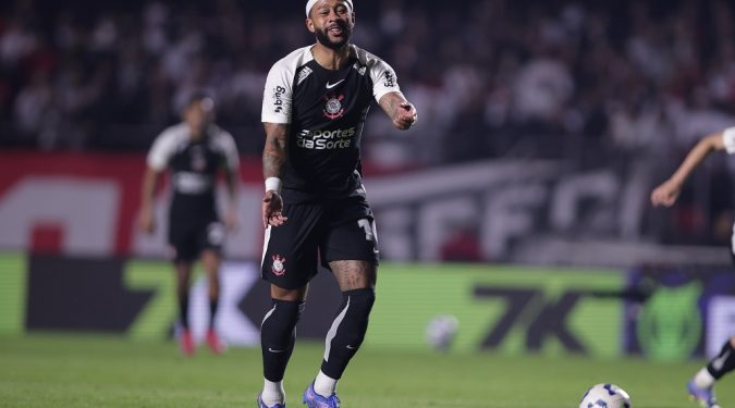 Entenda por que Memphis não treinou com o Corinthians antes da final da Copa do Brasil