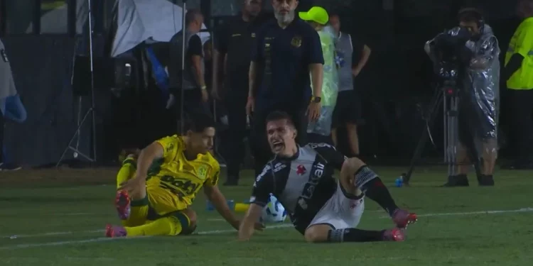 Lucas Piton está fora da temporada do Vasco