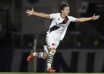 Ex-Vasco, Galarza pode reforçar rival carioca em 2026; River Plate rejeita proposta