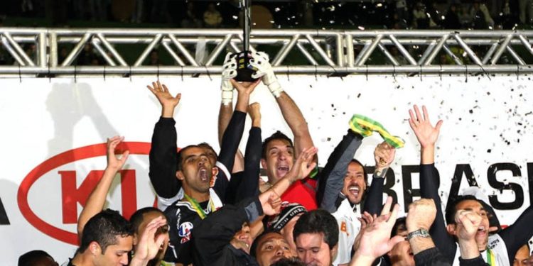 Saiba por onde andam os os jogadores do Vasco campeões da Copa do Brasil de 2011