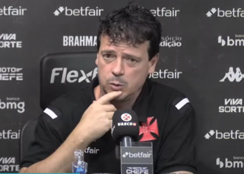 Vasco: Diniz após nova derrota em São Januário: "O time jogou bem, mas não foi o suficiente"