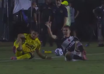 Lucas Piton sofre lesão no ligamento do joelho e desfalca o Vasco na semifinal da Copa do Brasil