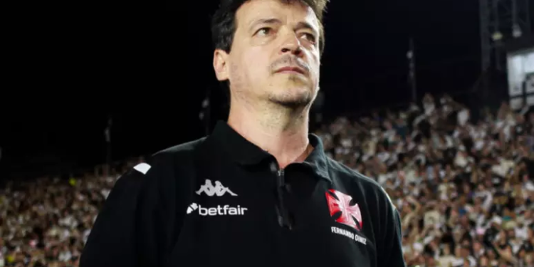 Fernando Diniz usará pré-temporada e início do Carioca para avaliar elenco do Vasco