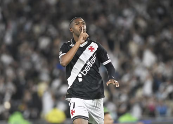 Qual é a nova multa de Rayan, do Vasco?