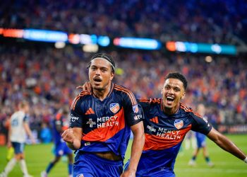 Brenner diz que Evander “está doido” para voltar ao Vasco