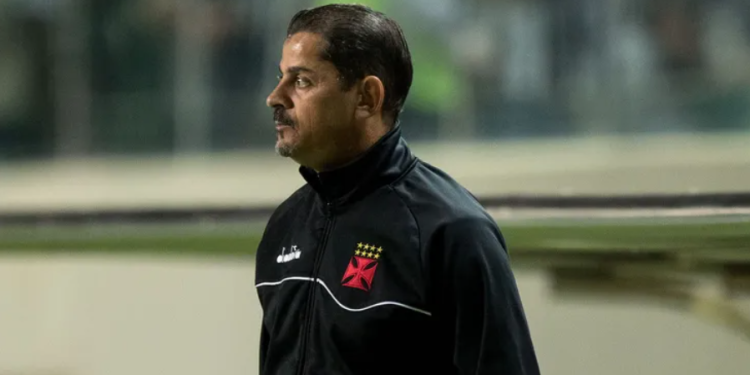 Vasco pagou ou não o Valdir Bigode? Confira a situação