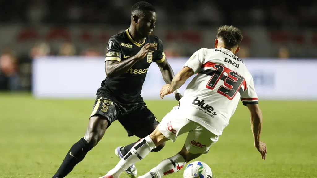 Hinestroza é o novo reforço do Vasco da Gama