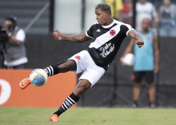 Vasco: David fica perto de acerto e negociação com clube baiano avança