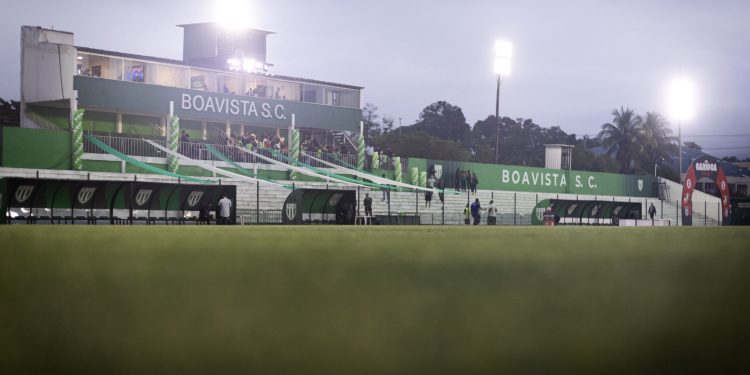 Vasco faz jogo seguro, vence o Boavista e soma três pontos no Carioca