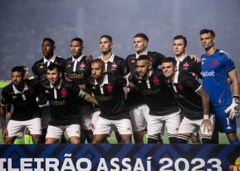 “Quis largar tudo”: Ex-Vasco abre o coração e expõe drama após lesão