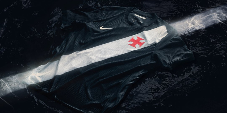 Camisa do Vasco segue sem patrocínio