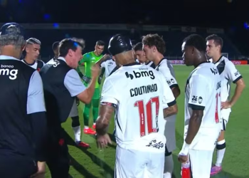 Sócia do Vasco faz denúncia contra Fernando Diniz