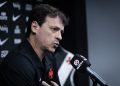 Vasco banca permanência de Fernando Diniz apesar da pressão