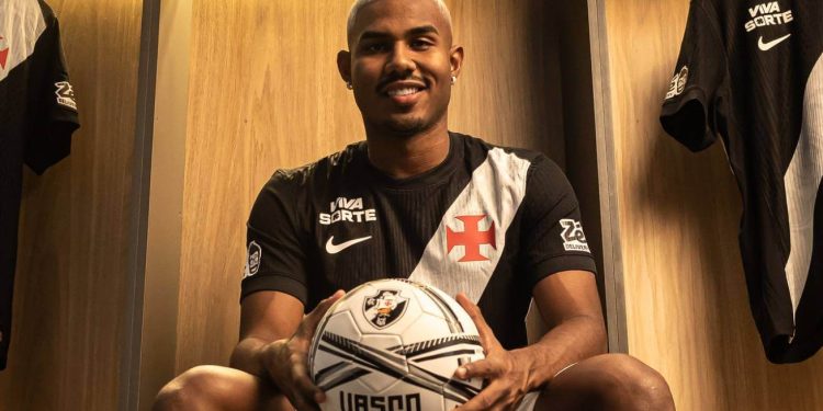 Cuiabano ainda não estreou pelo Vasco; entenda o motivo