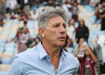 Valores altos travam negociação com Renato Gaúcho, e Vasco avalia mercado; entenda o impasse