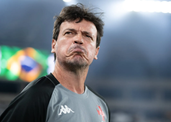 Vasco terá que pagar fortuna a Diniz, mas cláusula “escondida” muda cenário