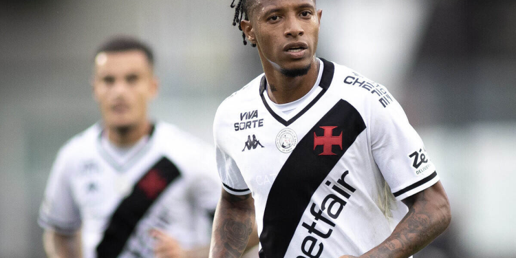Tchê Tchê fica no Vasco