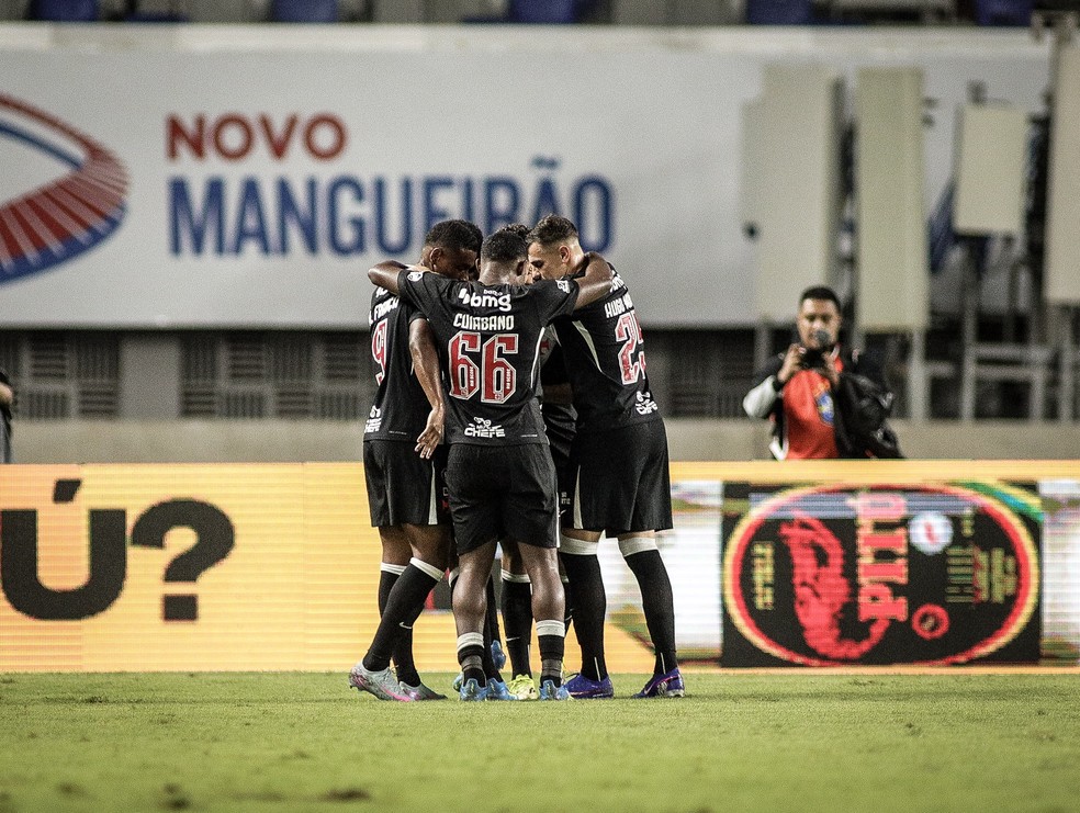 Reposicionamento melhora o Vasco antes de dura sequência na temporada