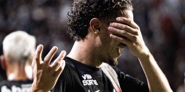 Nuno Moreira vive momento difícil no Vasco