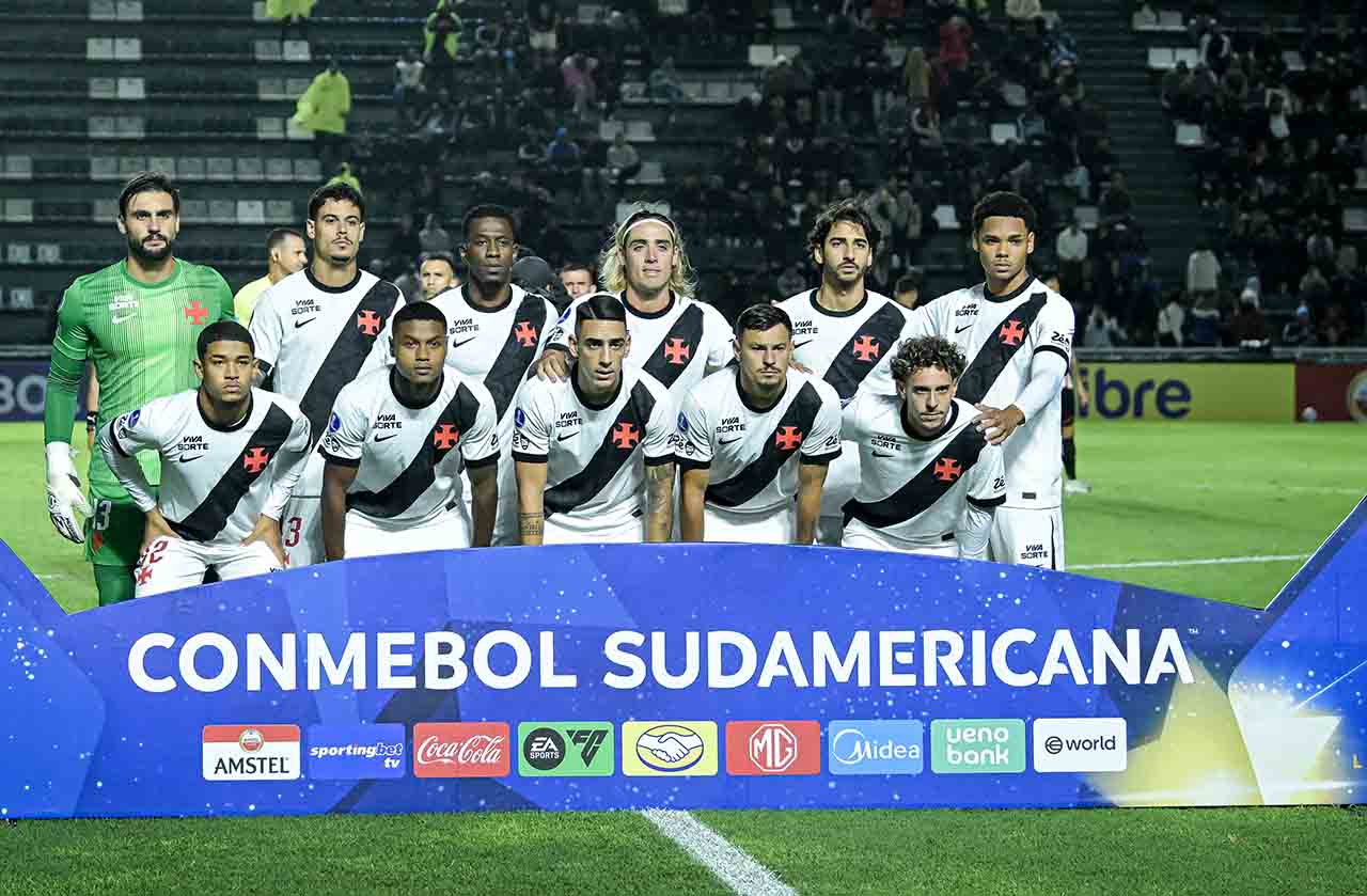 Vasco recebe o Audax Italiano em busca da primeira vitória na Sul-Americana; veja escalações e onde assistir