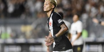 Adson é o maior nome do momento no Vasco