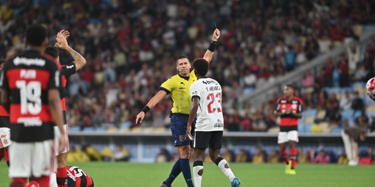 Flamengo x Vasco se enfrentam no próximo domingo pelo Brasileirão