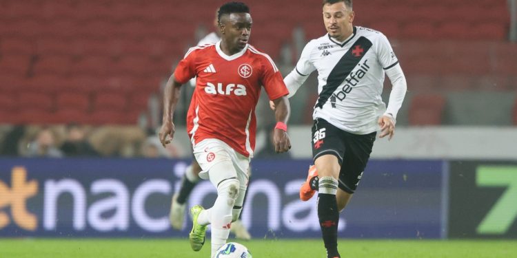 Internacional e Vasco da Gama estão escalados para o duelo deste sábado, pelo Campeonato Brasileiro de 2026