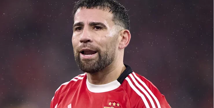 Otamendi fez história no Benfica