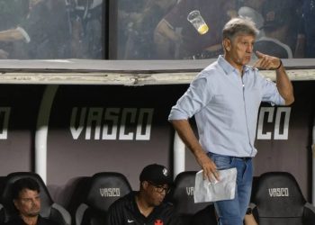 Técnico do Vasco enfrenta críticas