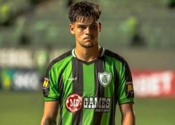 Paulinho é o novo reforço do Vasco