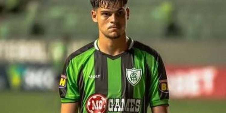 Paulinho é o novo reforço do Vasco