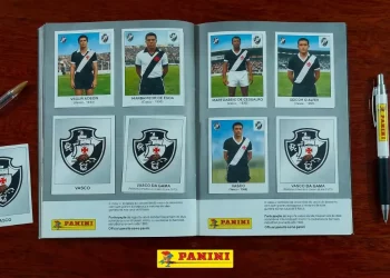 Vasco é cobrado pela Panini