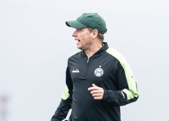 Fernando Seabra pode não vir mais pro Vasco