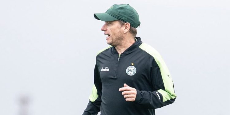 Fernando Seabra pode não vir mais pro Vasco