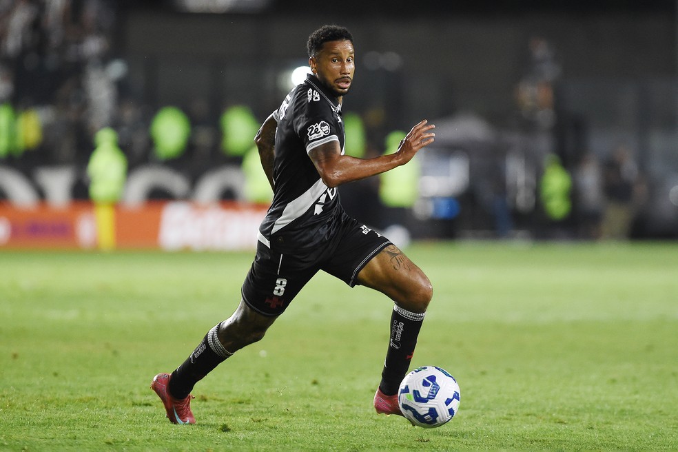 Jair volta ao Vasco