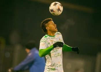 Deossa está mais próximo do Vasco