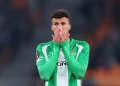 Deossa é convencido a permanecer e complica o Vasco