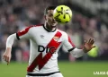 Vasco sonda zagueiro na Europa
