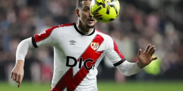 Vasco sonda zagueiro na Europa