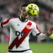 Vasco sonda zagueiro na Europa